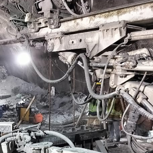 Selecting Underground Drilling Equipment: 5 Crucial Factors